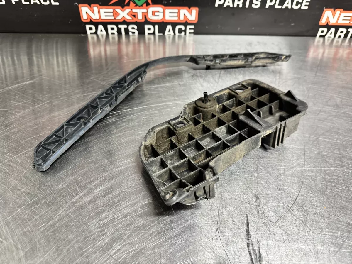 10-14 FORD MUSTANG GT LH REAR BUMPER BRACKET OEM #990